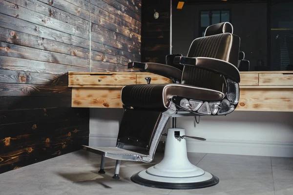 5 Signs It’s Time to Replace Your Barber Chair